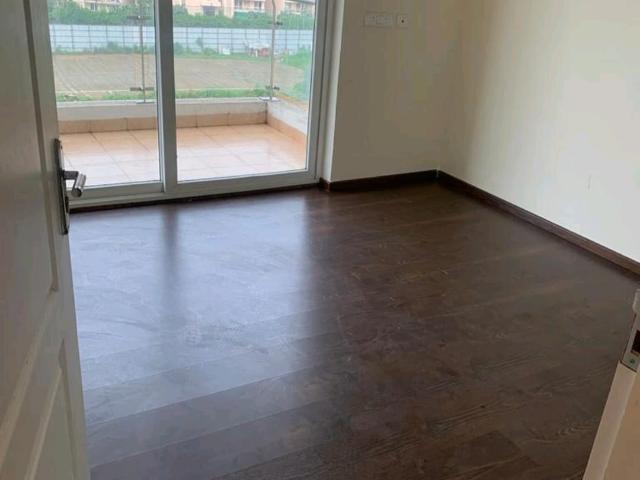 Rental | 2.5 BHK + Study Room 1350 Sq.Ft. Apartment in Shree Vardhman Victoria