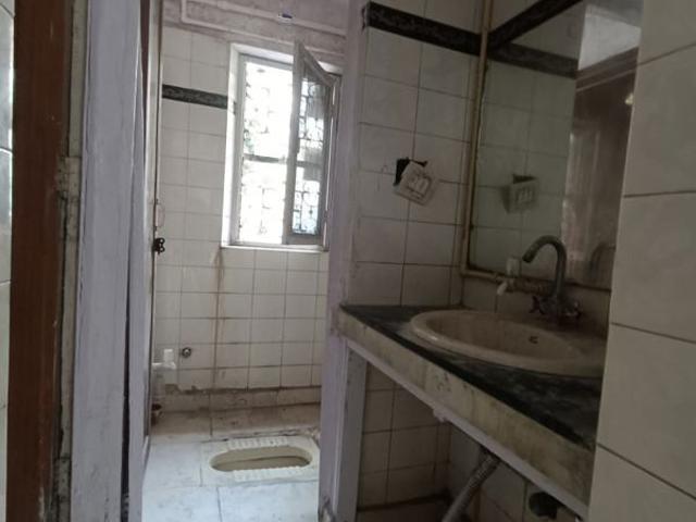 Rental | 2.5 BHK + Study Room 750 Sq.Ft. Apartment in Mayur Vihar