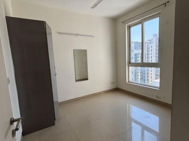 Rental | 2.5 BHK + Study Room 950 Sq.Ft. Apartment in Emaar Emerald Estate