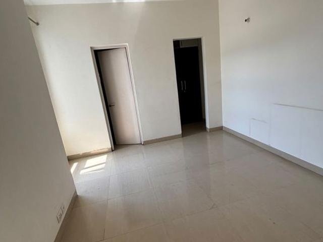 Rental | 2.5 BHK + Study Room 950 Sq.Ft. Apartment in Emaar Emerald Estate