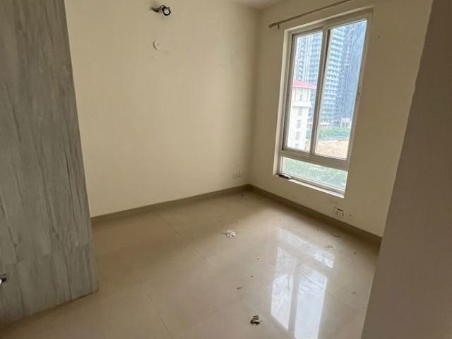 Rental | 2.5 BHK + Study Room 950 Sq.Ft. Apartment in Emaar Emerald Estate