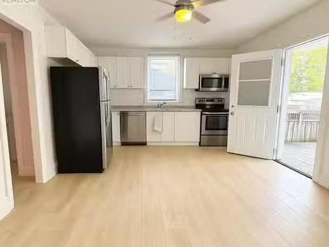 Cheap 2 740 Lorne Avenue, London East East G, ON, N5W 3K6.