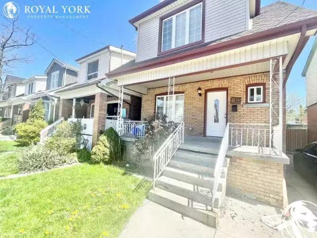 For Rent! 2 88 Kensington Avenue North, Hamilton, Ontario L8L.