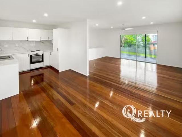 For Rent! 2 Thornhill Street, Springwood, QLD 4127
