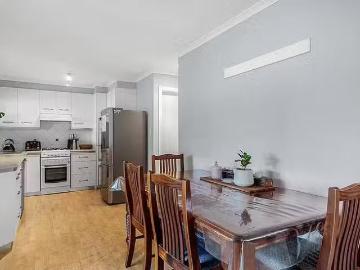 Cheap 2 Abebe Court, Morphett Vale, SA 5162