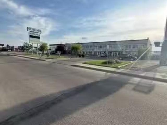 Cozy 2 & Avenue, Red Deer, AB, T4N 3W7 commercial for lease.