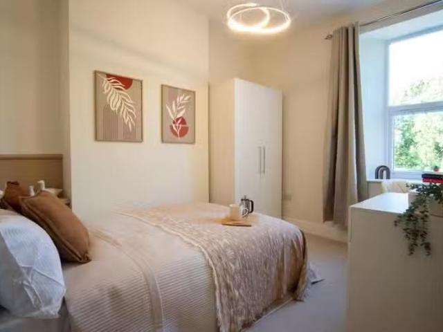 For Rent! 2 BA 1 bedroom house for rent in Fishponds Road, Bri.