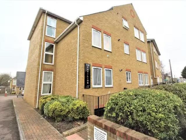 Rental! 2 BA 2 bedroom apartment for rent in Wrotham Road, Gra.