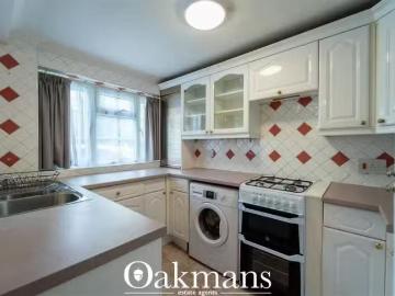 Unique 2 bedroom maisonette for rent in Rednal Road, Birmingha.