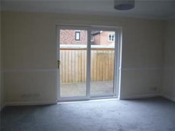 Deal! 2 bedroom apartment for rent in G5 Brentfield Court, Bre.
