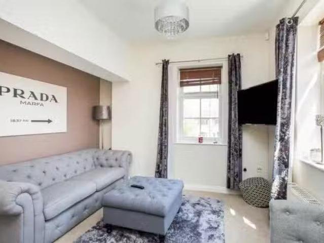 Charming 2 bedroom apartment for rent in Littlelands, Bingley.