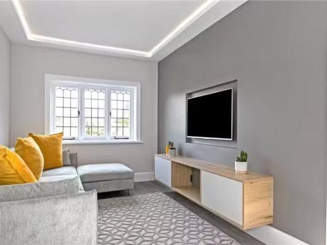 Cozy 2 bedroom flat for rent in Borodale, Kirkwick Avenue, Har.
