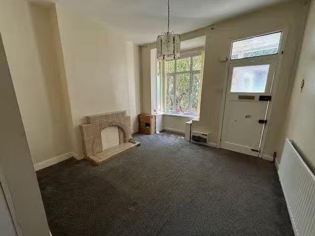 For Rent! 2 bedroom terraced house for rent in 17, Gwalia Grov.