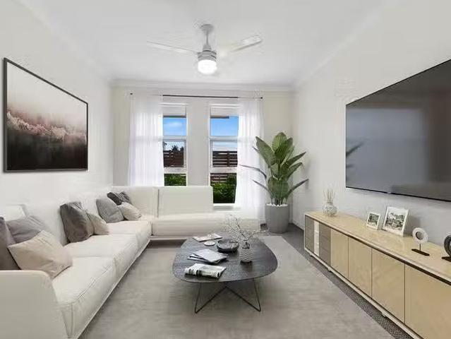 For Rent! 2 Berry Street, Caboolture South, QLD 4510