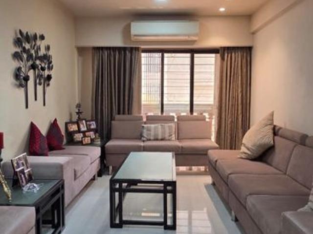 Rental | 2 BHK 1040 Sq.Ft. Apartment in Safal Heights