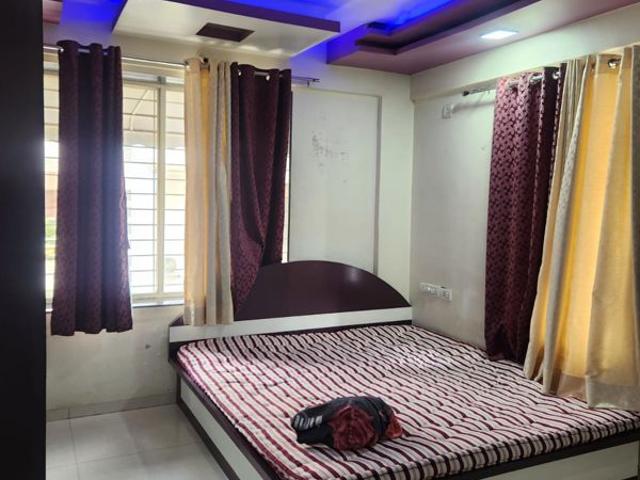 Rental | 2 BHK + 1044 Sq.Ft. Apartment in Kunal Icon