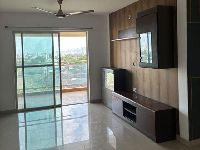 Rental | 2 BHK + 1045 Sq.Ft. Apartment in Karia Konark Orchid