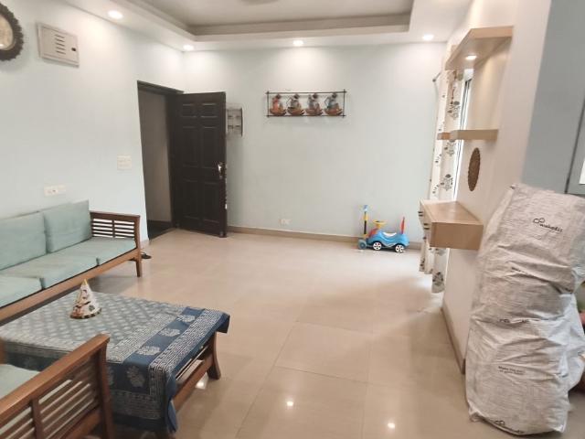 Rental | 2 BHK 1045 Sq.Ft. Apartment in Paramount Floraville