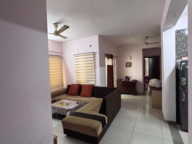 Rental | 2 BHK 1050 Sq.Ft. Apartment in Arvind Skylands