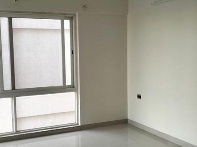 Rental | 2 BHK 1050 Sq.Ft. Apartment in K P Tower