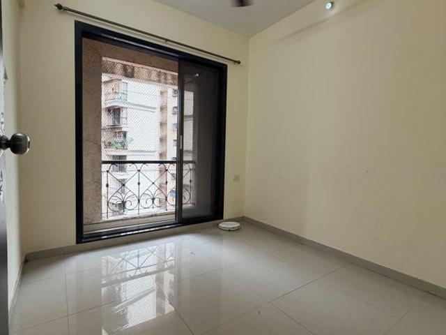 Rental | 2 BHK 1050 Sq.Ft. Apartment in Nisarg Hyde Park