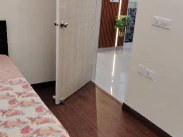 Rental | 2 BHK 1050 Sq.Ft. Apartment in Sector 150