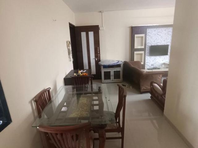 Rental | 2 BHK 1050 Sq.Ft. Apartment in Shanti Green Palms