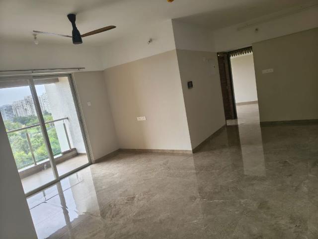 Rental | 2 BHK 1050 Sq.Ft. Apartment in SRK Herambh