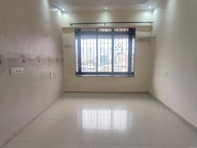 Rental | 2 BHK 1050 Sq.Ft. Apartment in Royal Pleasant Park CHS