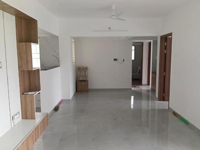 Rental | 2 BHK 1050 Sq.Ft. Apartment in Urit Nagar