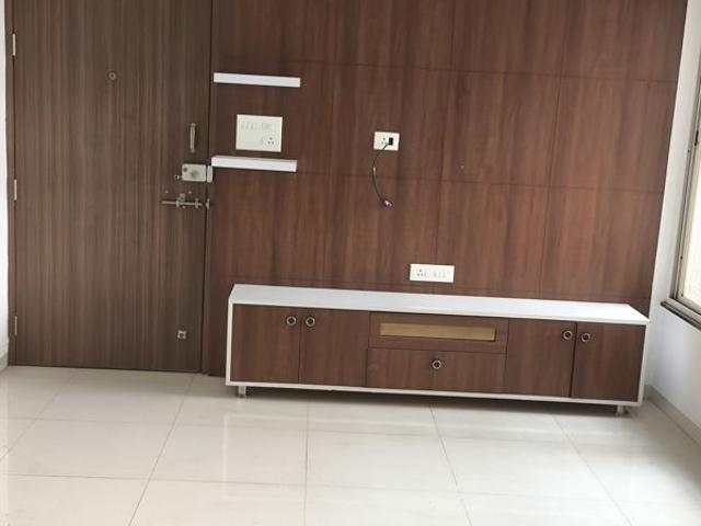 Rental | 2 BHK + 1050 Sq.Ft. Apartment in Vivanta Life Vishakha Phase 1