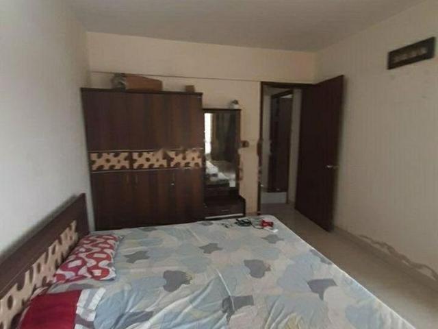 Rental | 2 BHK 1051 Sq.Ft. Apartment in Five Star Royal Glory