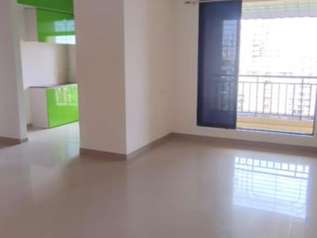 Rental | 2 BHK 1065 Sq.Ft. Apartment in Golden Tower