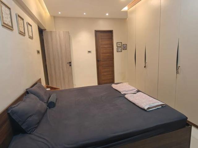 Rental | 2 BHK 1065 Sq.Ft. Apartment in Embassy Apartment Mumbai Central