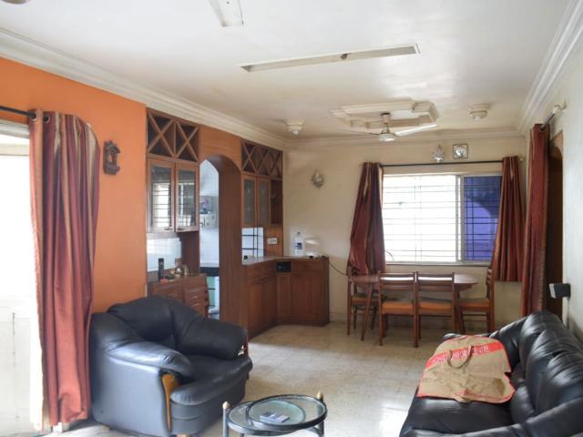 Rental | 2 BHK 1066 Sq.Ft. Apartment in Bhusari Colony