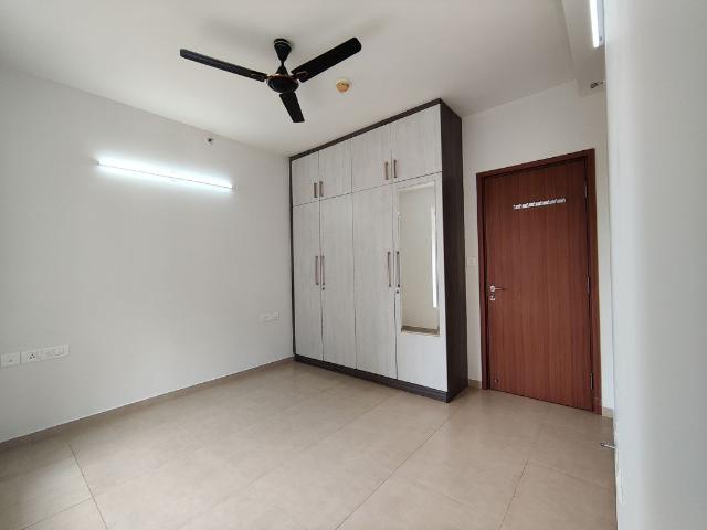 Rental | 2 BHK 1074 Sq.Ft. Apartment in Bhartiya Nikoo Homes Phase 2
