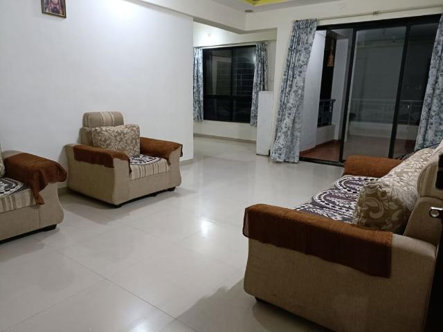 Rental | 2 BHK 1080 Sq.Ft. Apartment in Bhujbal Township