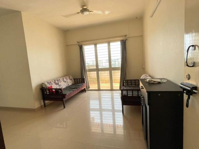 Rental | 2 BHK 1080 Sq.Ft. Apartment in Bhusari Colony