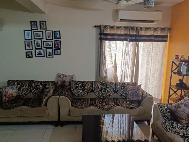 Rental | 2 BHK 1082 Sq.Ft. Apartment in Supertech Ecociti