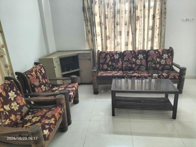 Rental | 2 BHK 1090 Sq.Ft. Apartment in Shroff Supriya Classic