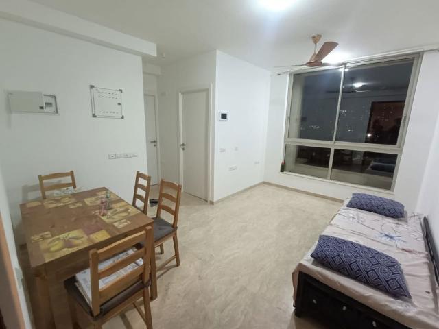 Rental | 2 BHK + 1091 Sq.Ft. Apartment in Hiranandani Estate