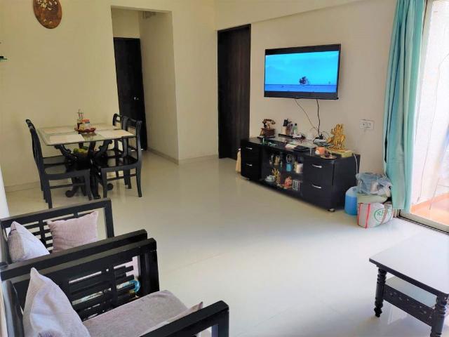 Rental | 2 BHK 1099 Sq.Ft. Apartment in Vanaz Corner