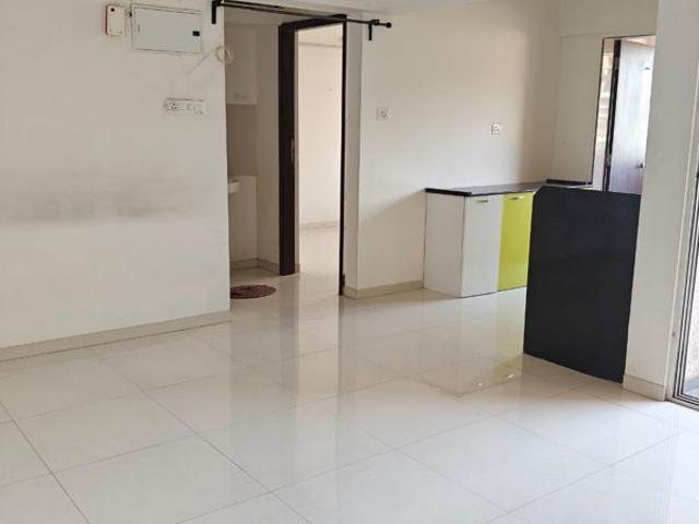 Rental | 2 BHK + 1000 Sq.Ft. Apartment in Bhuvan Bloomingdales Apartments