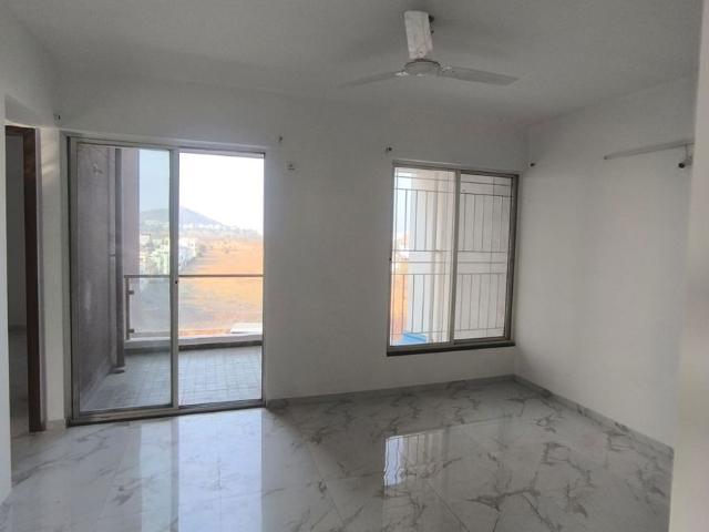 Rental | 2 BHK 1000 Sq.Ft. Apartment in Goel Ganga Newtown Phase 2