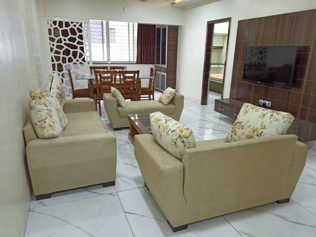 Rental | 2 BHK + 1000 Sq.Ft. Apartment in Gera Gardens
