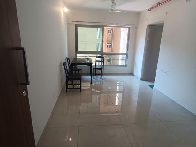 Rental | 2 BHK 1000 Sq.Ft. Apartment in Gurukrupa Smiles Marina Enclave