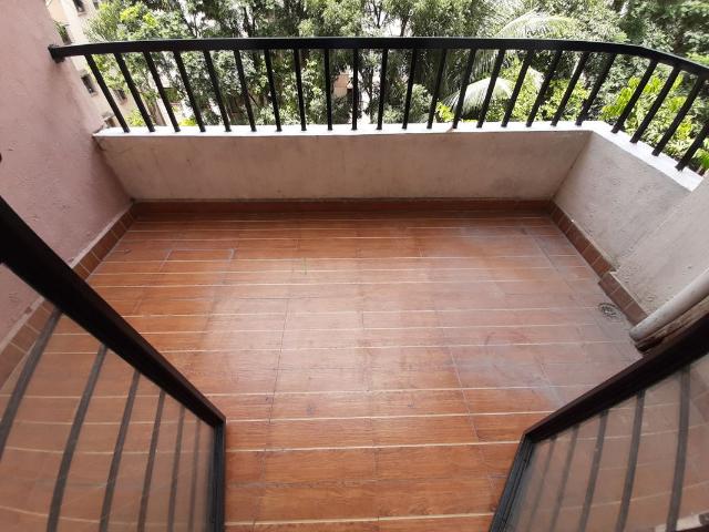 Rental | 2 BHK 1000 Sq.Ft. Apartment in Daulat Nagar