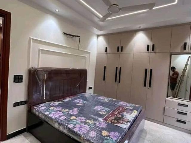 Rental | 2 BHK 1000 Sq.Ft. Apartment in Freedom Fighters Vihar