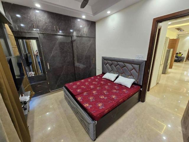Rental | 2 BHK 1000 Sq.Ft. Apartment in Freedom Fighters Enclave