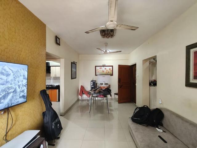 Rental | 2 BHK 1000 Sq.Ft. Apartment in K Raheja Raheja Nest
